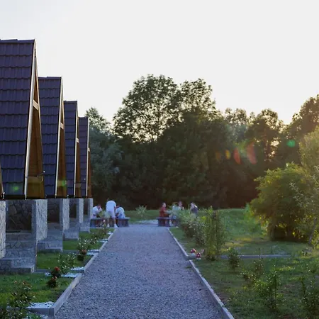 La Familia Fogadó *